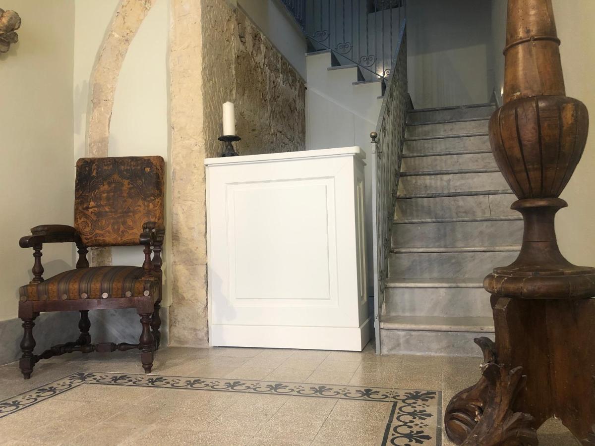 Casa Modica - Luxury Rooms Noto Bagian luar foto