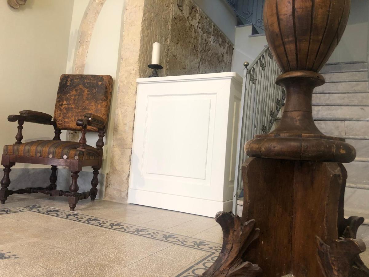 Casa Modica - Luxury Rooms Noto Bagian luar foto