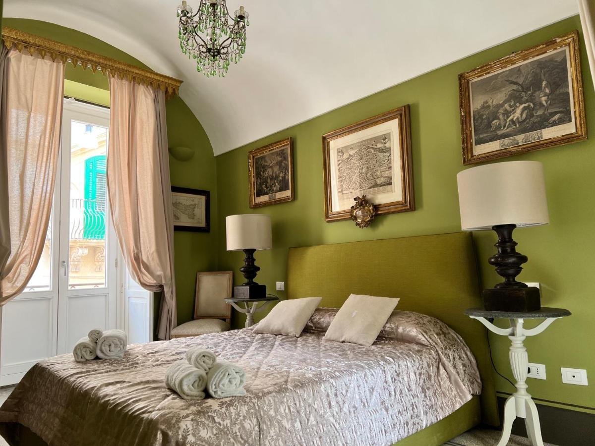 Casa Modica - Luxury Rooms Noto Bagian luar foto
